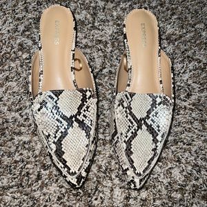Cute loafers from express, wore for an event one night for a couple hours!